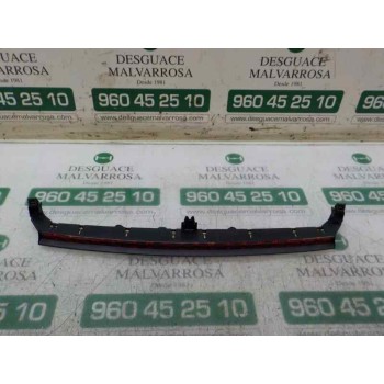 PILOTO TRASERO CENTRAL A2048201256 