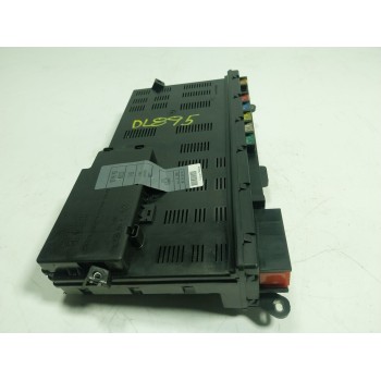 CAJA RELES / FUSIBLES 61138384527 8380407 