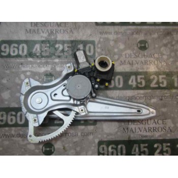 ELEVALUNAS TRASERO DERECHO 698300F041 