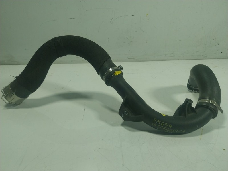 Recambio de tubo intercooler para renault captur ii 1.0 tce referencia OEM IAM 144601956R 144605006R 