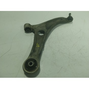 BRAZO SUSPENSION INFERIOR DELANTERO DERECHO 545013Z700 