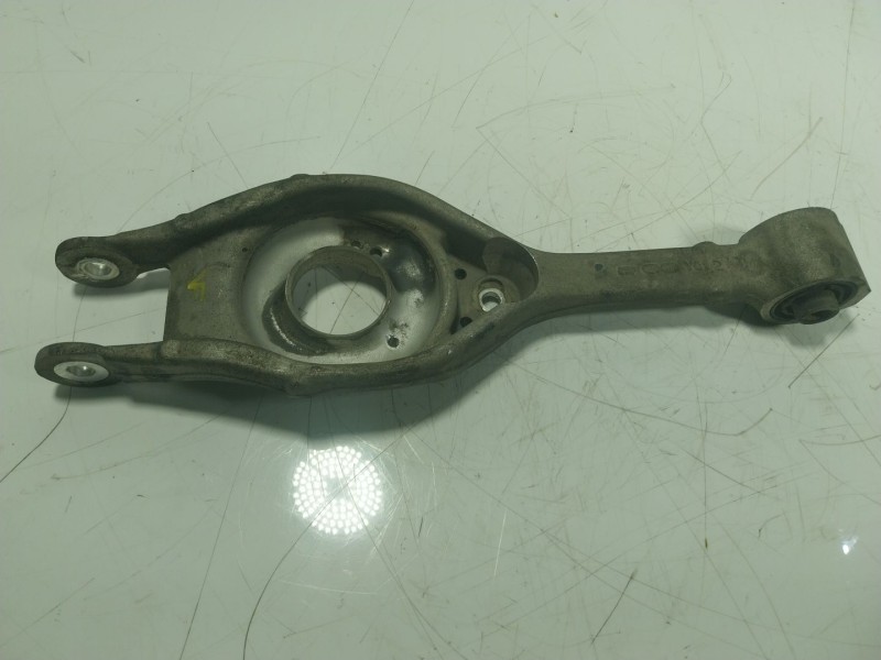 Recambio de brazo suspension inferior trasero izquierdo para hyundai i40 i (vf) 1.7 crdi referencia OEM IAM 552103Z055  