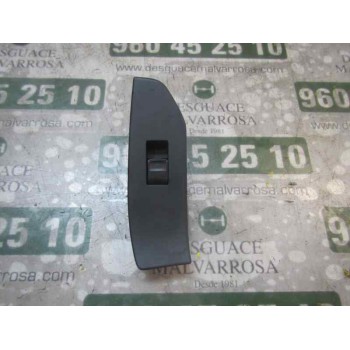 MANDO ELEVALUNAS DELANTERO DERECHO 848100F030 848100F030 