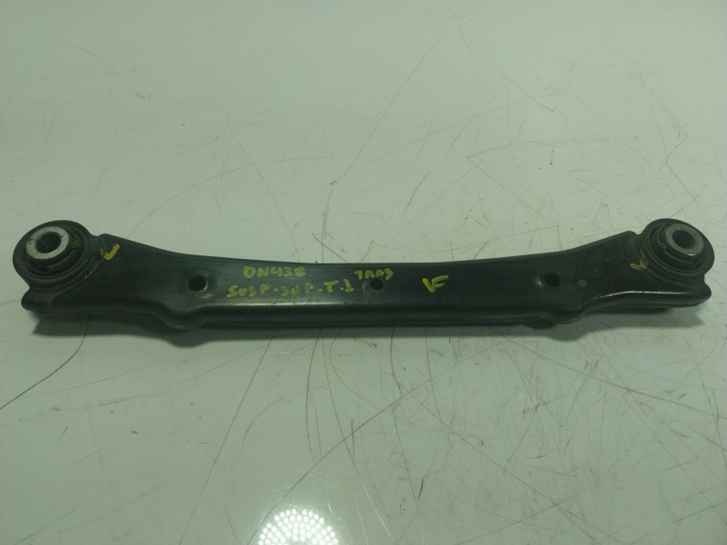 Recambio de brazo suspension superior trasero izquierdo para hyundai i40 i (vf) 1.7 crdi referencia OEM IAM 551003Z800  