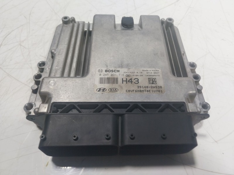Recambio de centralita motor uce para hyundai i40 i (vf) 1.7 crdi referencia OEM IAM 391402A530 391402A530 