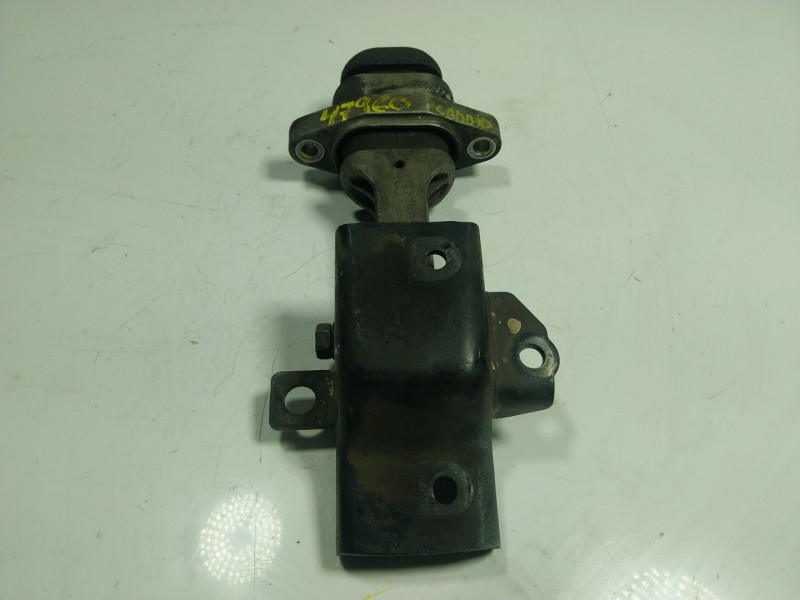 Recambio de soporte cambio para kia carens iv 1.7 crdi referencia OEM IAM 21950A4400  