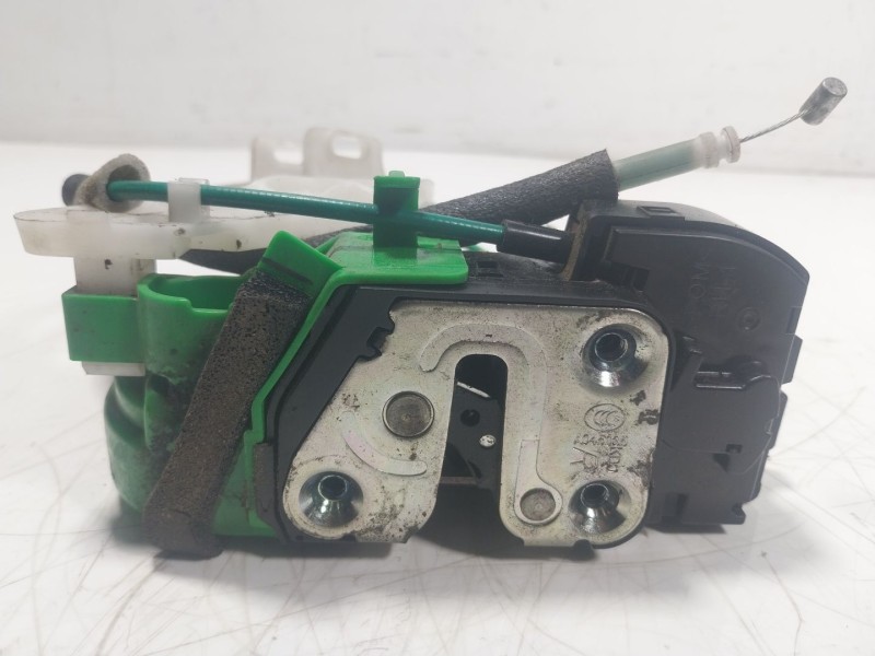 Recambio de cerradura puerta trasera derecha para hyundai i40 i (vf) 1.7 crdi referencia OEM IAM 814203Z000 814203Z000 