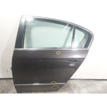 PUERTA TRASERA IZQUIERDA 