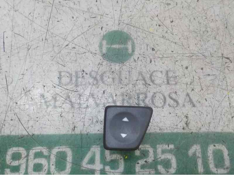 Recambio de mando elevalunas delantero derecho para fiat nuova 500 (150) 1.2 cat referencia OEM IAM 735450602  