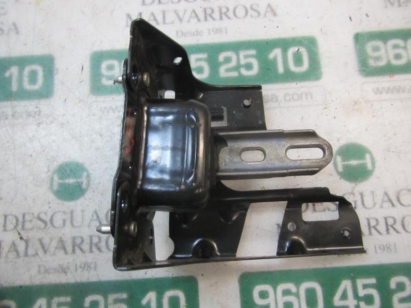 Recambio de soporte cambio para peugeot 208 style referencia OEM IAM 9806658980  