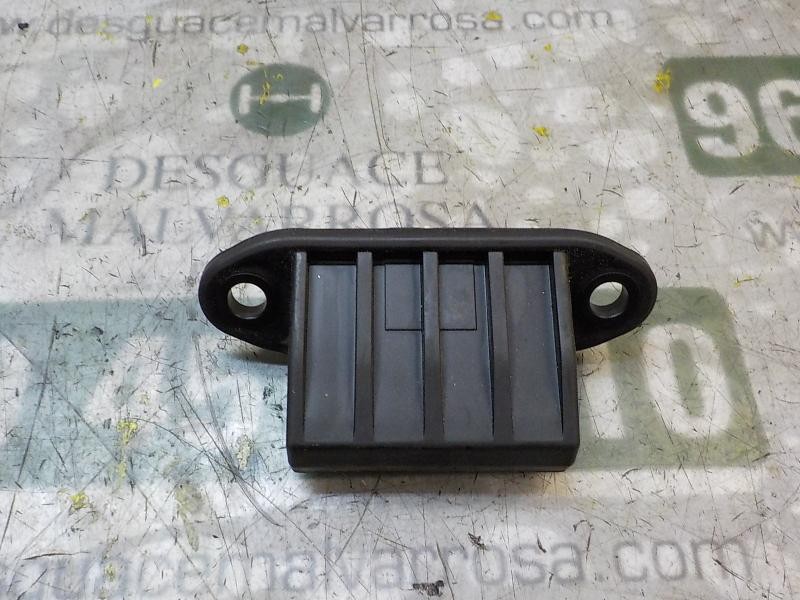 Recambio de maneta porton para toyota rav 4 2.0 d-4d cat referencia OEM IAM 8484078010  