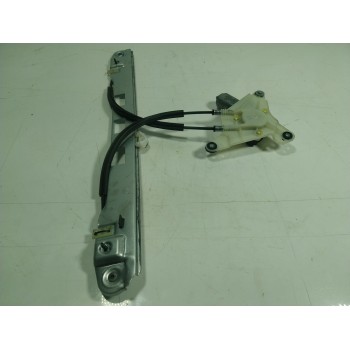 ELEVALUNAS DELANTERO DERECHO 807200008R 