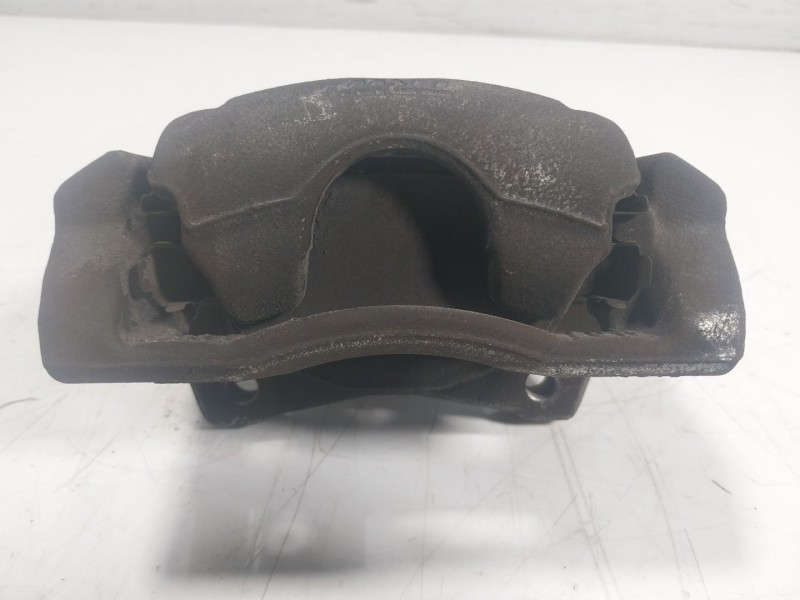 Recambio de pinza freno delantera izquierda para renault zoe 68 kw referencia OEM IAM   