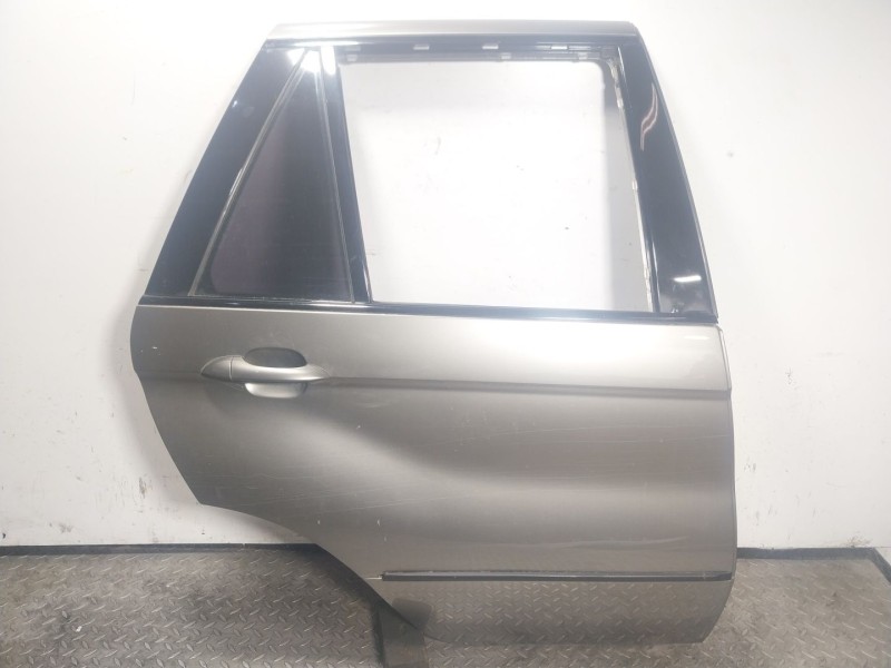 Recambio de puerta trasera derecha para bmw x5 (e53) 3.0 turbodiesel cat referencia OEM IAM 41528256828  