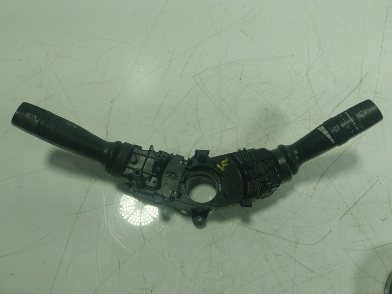 Recambio de mando intermitentes para hyundai i40 i (vf) 1.7 crdi referencia OEM IAM 934103Z200 934103Z200 934202Y610