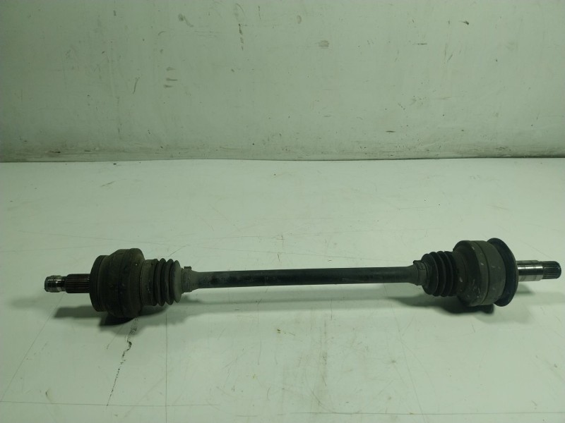 Recambio de transmision trasera derecha para mercedes-benz clase c (w204) berlina 2.1 cdi cat referencia OEM IAM A2043502110  