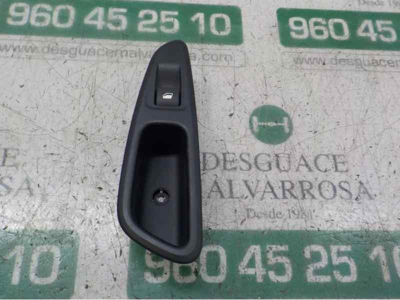 Recambio de mando elevalunas trasero derecho para peugeot 308 confort referencia OEM IAM 649030  