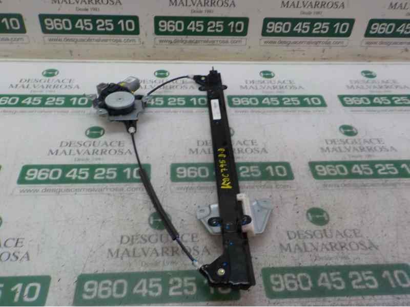Recambio de elevalunas delantero derecho para nissan nv 200 (m20) 1.5 dci cat referencia OEM IAM 80720BJ00B  
