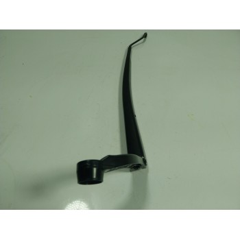 BRAZO LIMPIA DELANTERO DERECHO 8521142210 