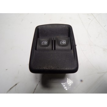 MANDO ELEVALUNAS DELANTERO IZQUIERDO 254117873R 10075827 