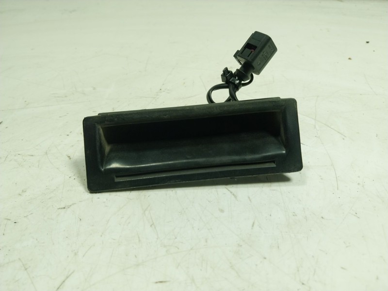 Recambio de maneta porton para volkswagen touareg (7la) tdi r5 referencia OEM IAM 1J0827566L 1J0827566 