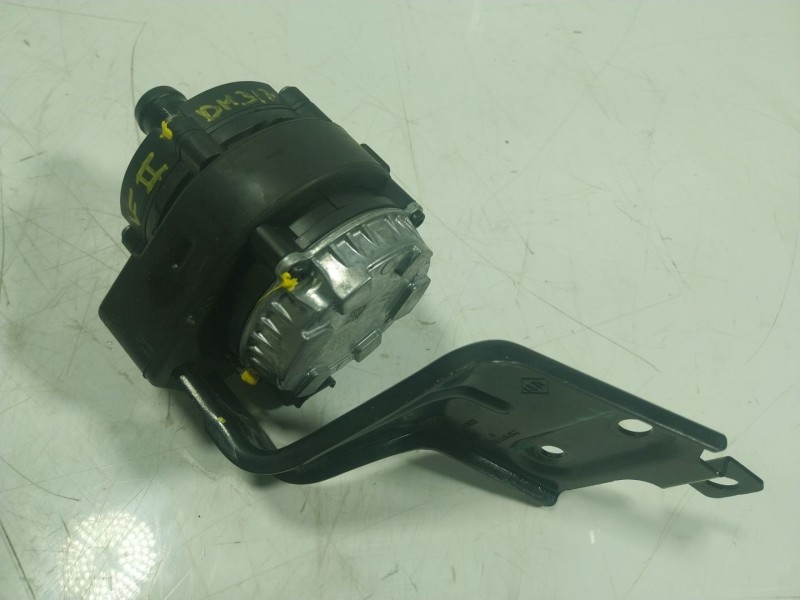 Recambio de bomba agua para renault arkana i (lcm_, ldn_) 1.6 e-tech 145 (ldmu) referencia OEM IAM 210106635R  