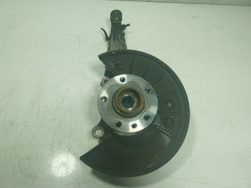 Recambio de mangueta delantera izquierda para volkswagen touareg (7la) tdi r5 referencia OEM IAM 7L6407257A  7H0498611