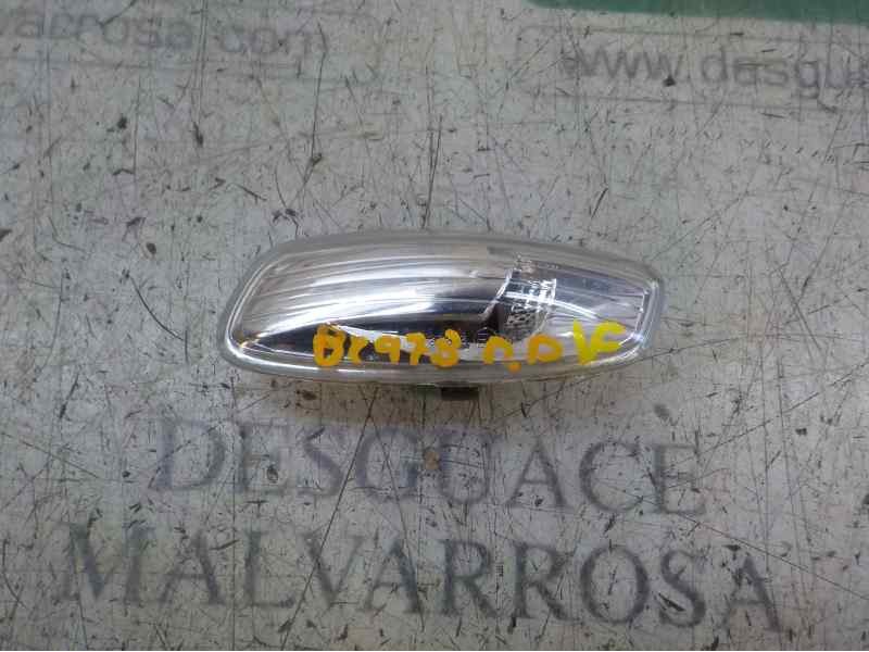 Recambio de piloto lateral derecho para peugeot 5008 2.0 16v hdi fap cat (rhe / dw10cted4) referencia OEM IAM 6325G6  