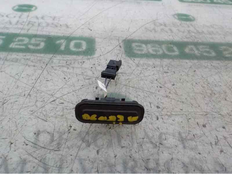 Recambio de maneta porton para opel astra j lim. 2.0 16v cdti referencia OEM IAM 13321633  