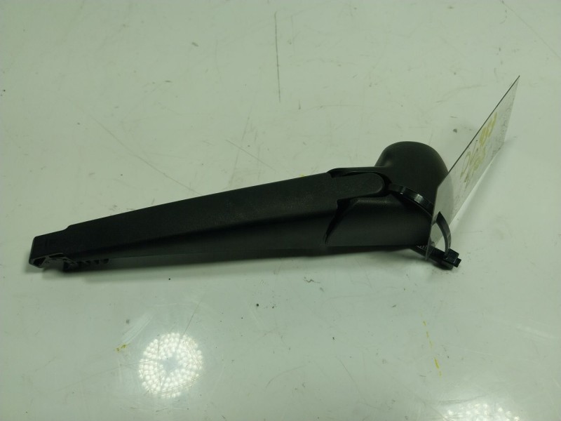 Recambio de brazo limpia trasero para lexus ct 1.8 16v cat (híbrido) referencia OEM IAM 8524152140  