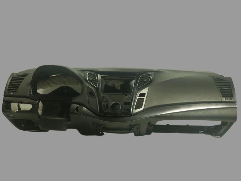 Recambio de salpicadero para hyundai i40 i (vf) 1.7 crdi referencia OEM IAM 847103Z000RY 845303Z000 845303Z000