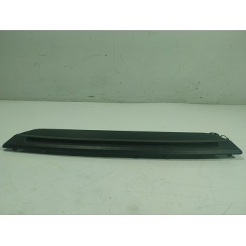 PILOTO TRASERO CENTRAL A2048200056 A2126830130 