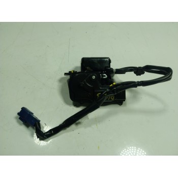 CERRADURA MALETERO / PORTON 6935047041 