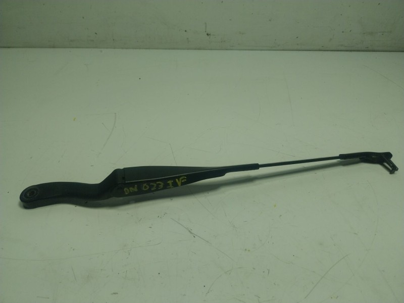 Recambio de brazo limpia delantero izquierdo para mercedes-benz cls (c219) cls 350 (219.356) referencia OEM IAM A2118200344 A211