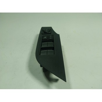 MANDO ELEVALUNAS DELANTERO IZQUIERDO 8404042130 8404042130 