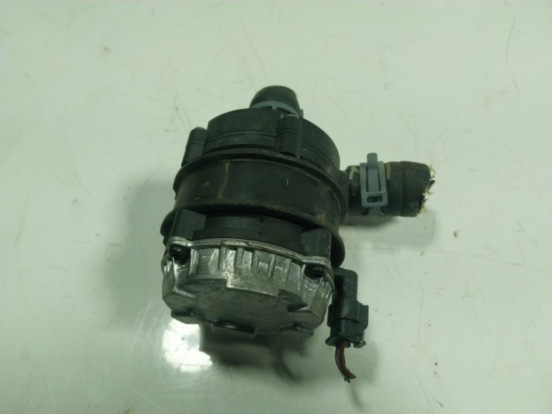Recambio de bomba agua para seat mii (kf1) electric referencia OEM IAM 04L965567 04L965567 