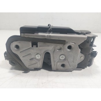 CERRADURA PUERTA TRASERA DERECHA 5TA839016P 5TA839016P 