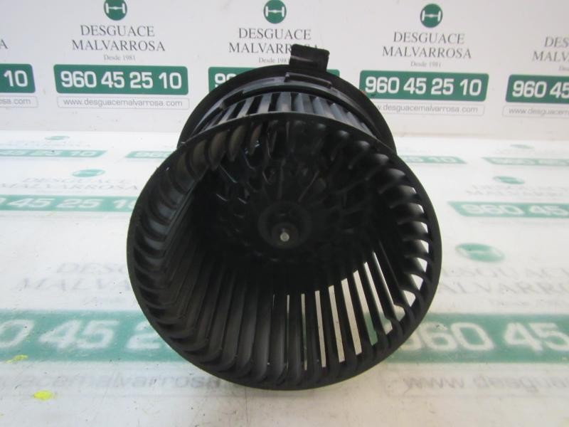 Recambio de motor calefaccion para peugeot 208 style referencia OEM IAM 1608182080  