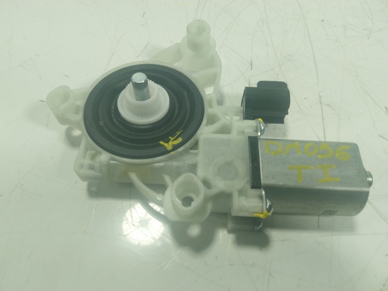 Recambio de motor elevalunas trasero izquierdo para ford focus 1.0 ecoboost cat referencia OEM IAM 2635306 JX7B14552BD 