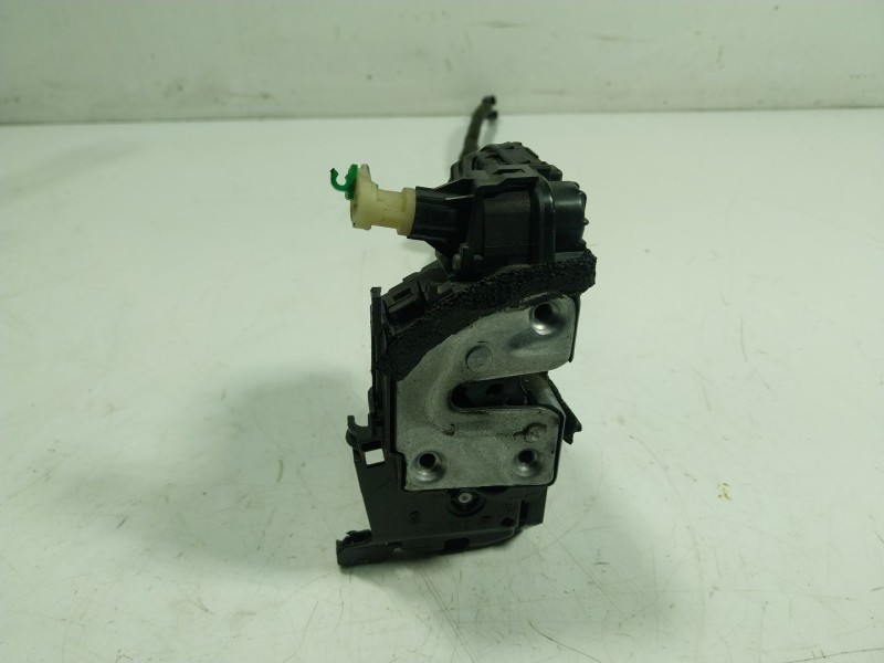 Recambio de cerradura puerta delantera izquierda para renault zoe 68 kw referencia OEM IAM  805031107R 