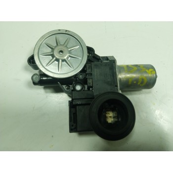 MOTOR ELEVALUNAS TRASERO DERECHO 8572060320 8572060320 