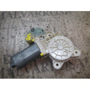 MOTOR ELEVALUNAS TRASERO IZQUIERDO A2198200542 A2198200542 0130821433