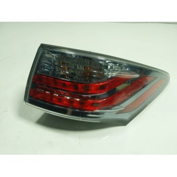 PILOTO TRASERO DERECHO 8155176080 