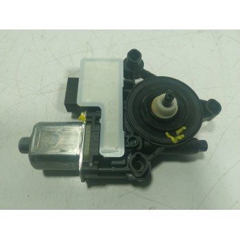 MOTOR ELEVALUNAS TRASERO IZQUIERDO 5Q0959407D 5Q0959407D 