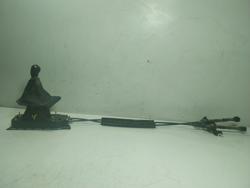 Recambio de palanca cambio para seat leon (5f1) 1.2 tsi referencia OEM IAM 5Q0711049AN 5Q0711049AN 