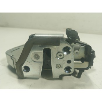 CERRADURA PUERTA TRASERA DERECHA 6905048060 3J2000 