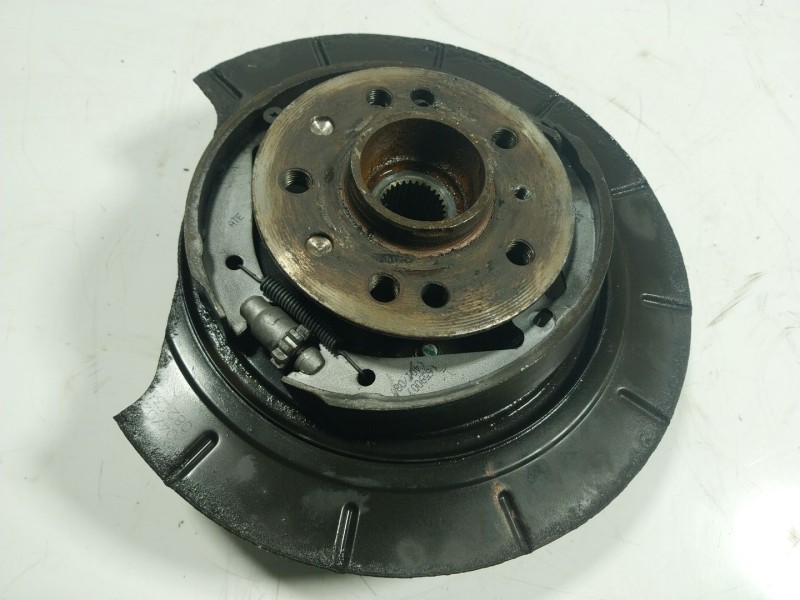 Recambio de mangueta trasera derecha para mercedes-benz clase m (w164) 6.2 v8 cat referencia OEM IAM A1643501208  