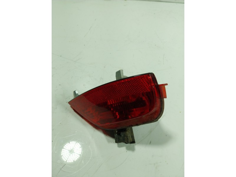 Recambio de piloto trasero derecho paragolpes para dacia sandero 0.9 tce referencia OEM IAM   