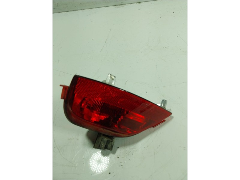 Recambio de piloto trasero izquierdo paragolpes para dacia sandero 0.9 tce referencia OEM IAM   