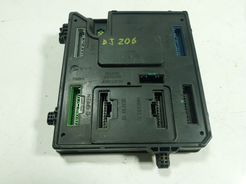 Recambio de modulo electronico para renault zoe 68 kw referencia OEM IAM  284B15472R 